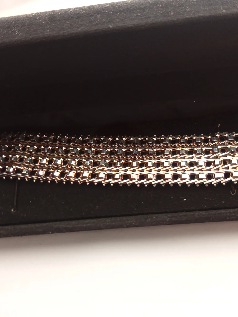 Silver and Gold Metal Link Phone Strap - Unbranded